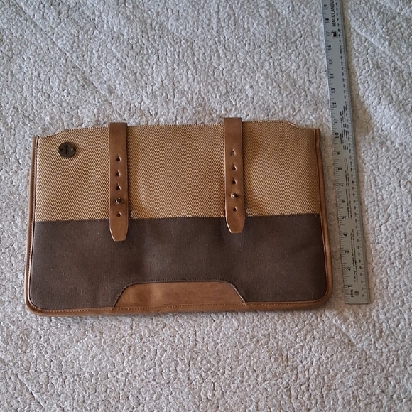 Elegant Two-Tone Men's Laptop Bag - Picture 4 of 5